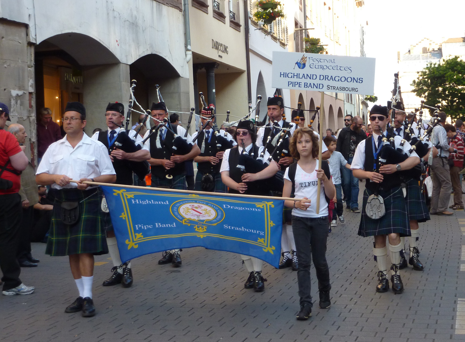 Highland Dragoons - Parade Euroceltes Strasbourg