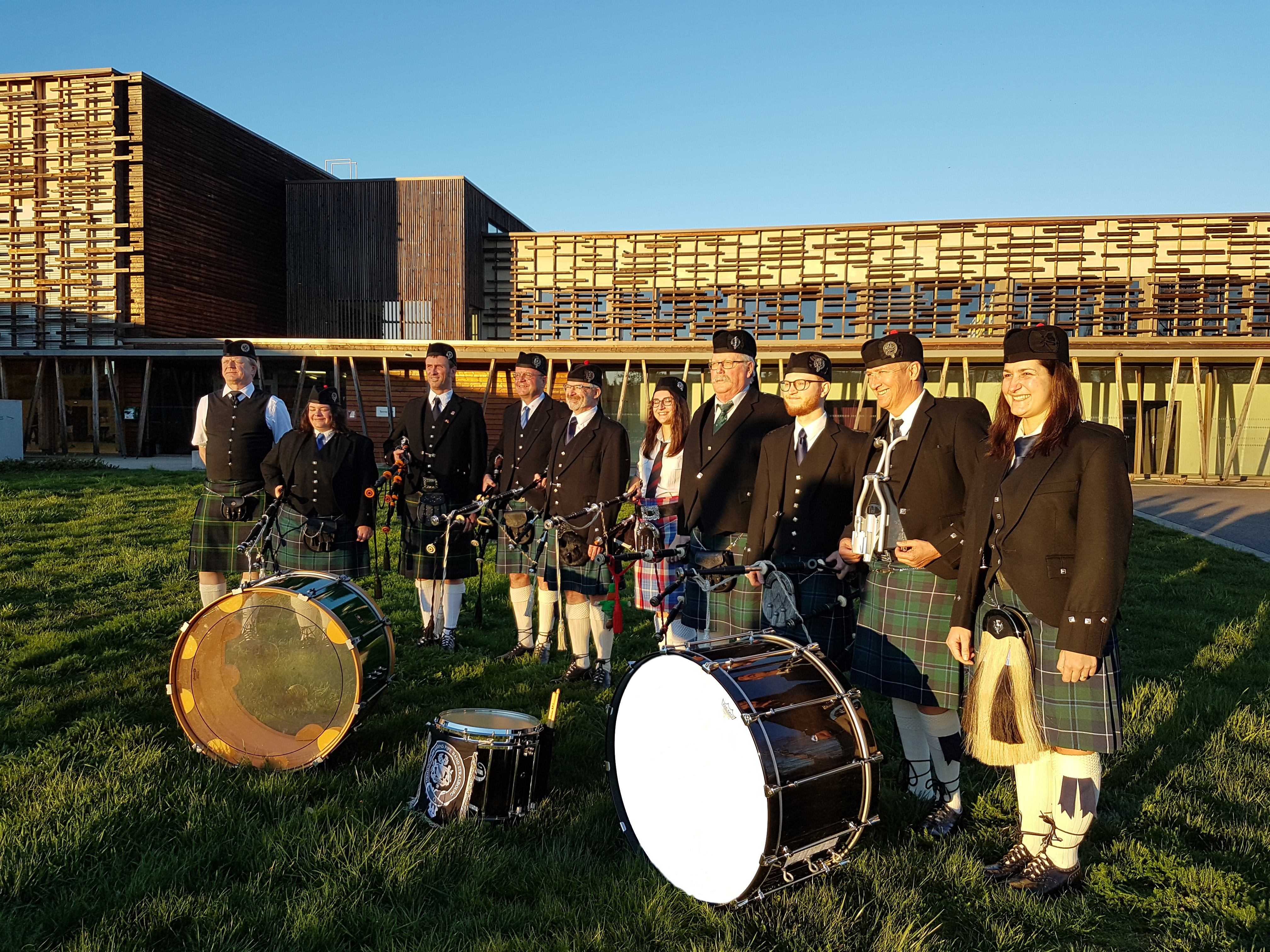Highland_Dragoons_Pipe_Band_Strasbourg