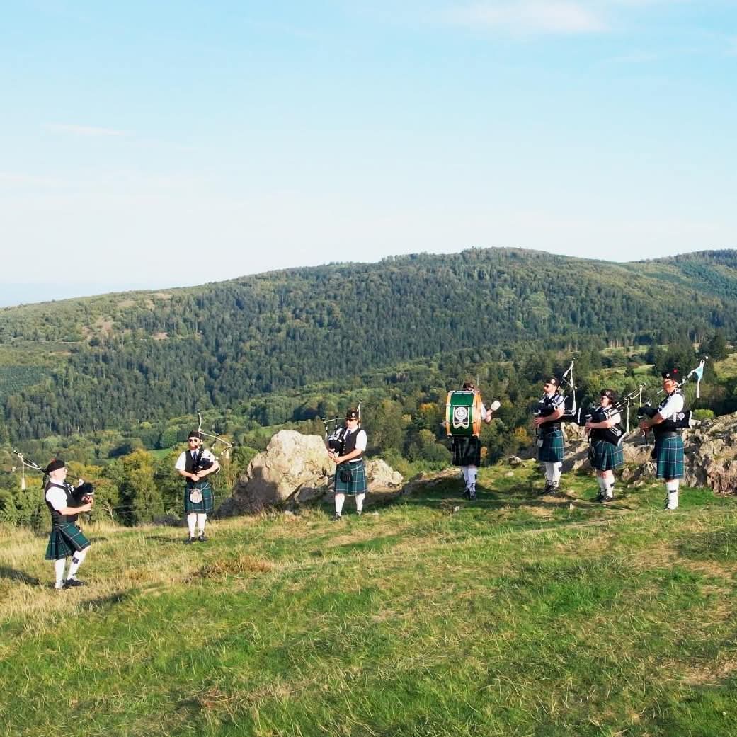 cornemuse pipe band de strasbourg highland dragoons